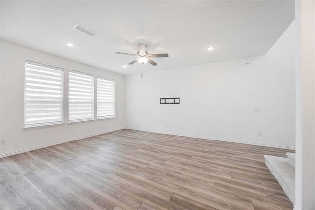 Building Photo - 345 Willowmore Dr