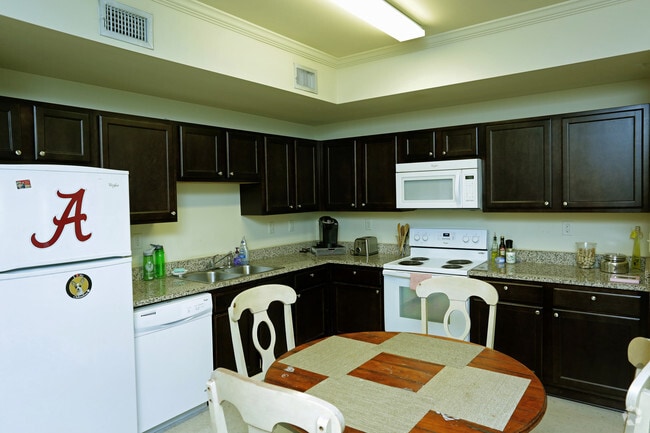 Interior Photo - Haven on Hackberry