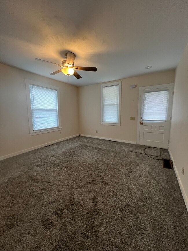 Building Photo - 8901 South St