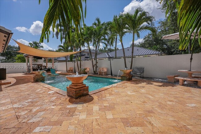 Building Photo - 8254 NW 165th St