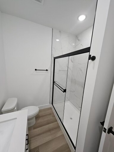 Building Photo - 44 Beverly Hills Dr