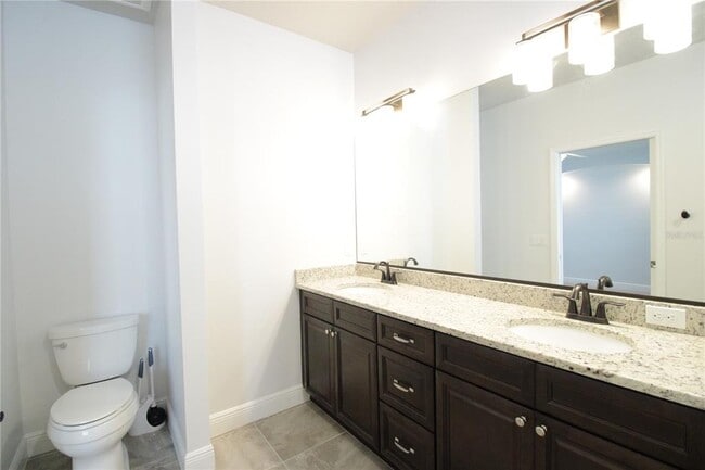 Building Photo - 3450 SW 74th Way