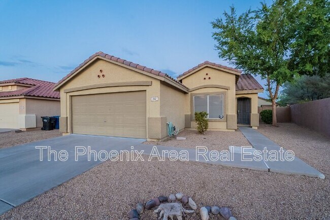 Primary Photo - 663 S Colonial Ct