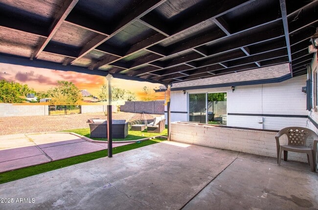 Building Photo - 4628 E Monte Vista Rd