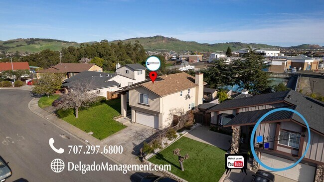 Building Photo - Large beautiful home