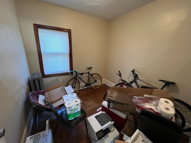 Building Photo - 2944 N Maryland Ave