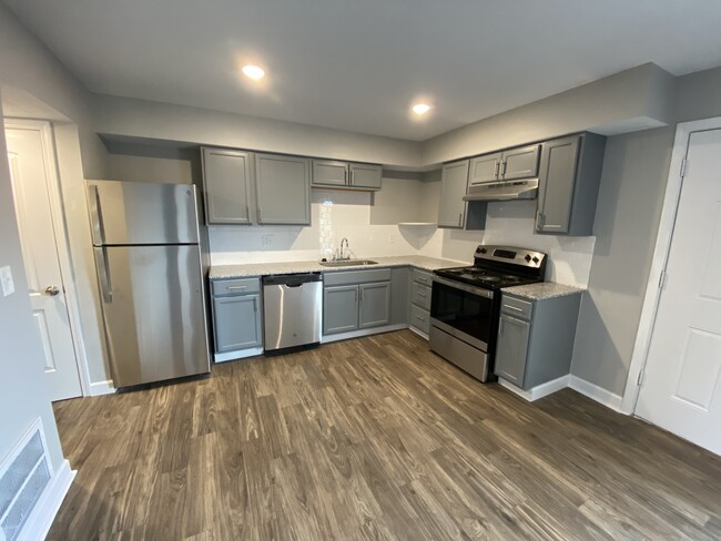 1 Bedroom Kitchen - Cimarron Apartments