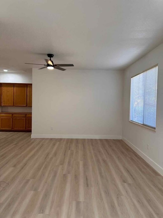 Building Photo - Remodeled 3 Bedroom Elk Grove House