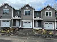 Building Photo - 108 Mammoth Rd