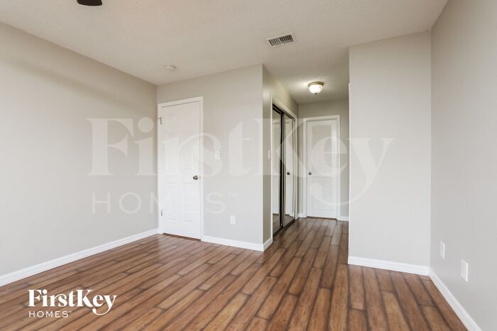 Building Photo - 12102 Picalilli St
