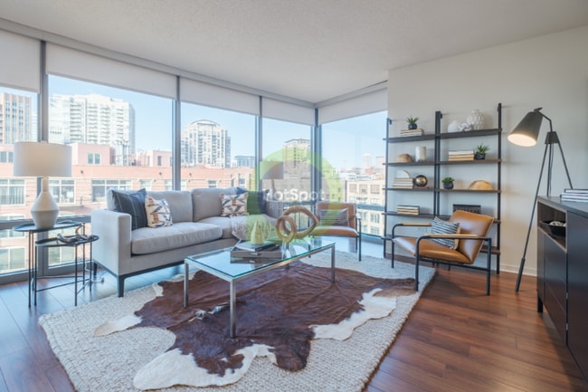 Building Photo - 507 N Kingsbury St