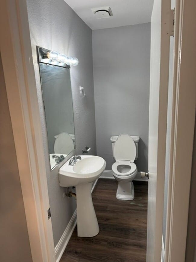 Building Photo - Two Bedroom One and a Half bath