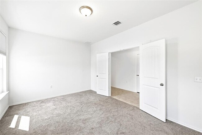 Building Photo - 12801 Willowgrove Ln