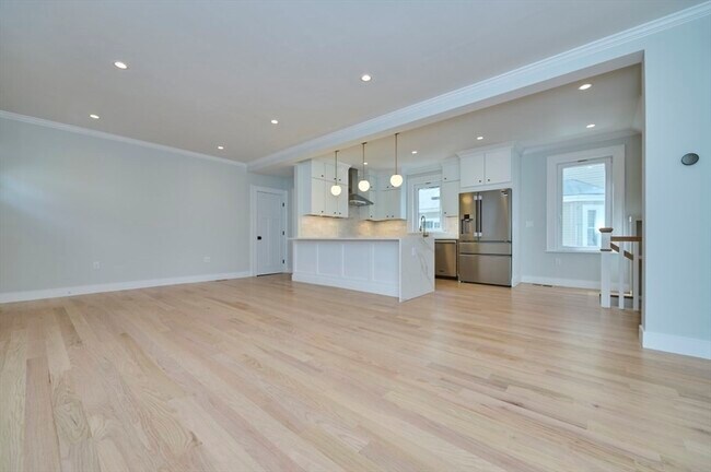 Building Photo - 66 Farquhar St