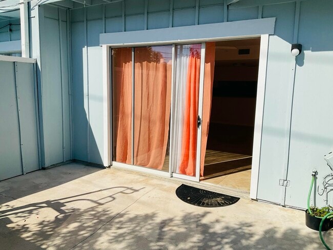 Building Photo - 6262 Riverwalk Ln