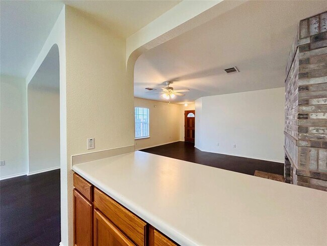 Building Photo - 1235 Deerhound Pl