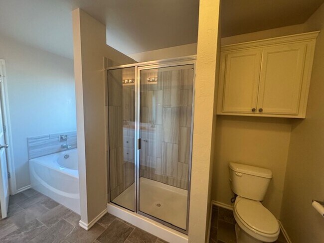 Building Photo - Storm shelter, All Appliances and security...