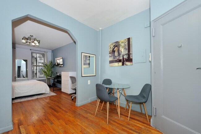 Primary Photo - 165 E 89th St