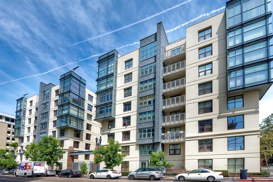 Building Photo - 1150 J St