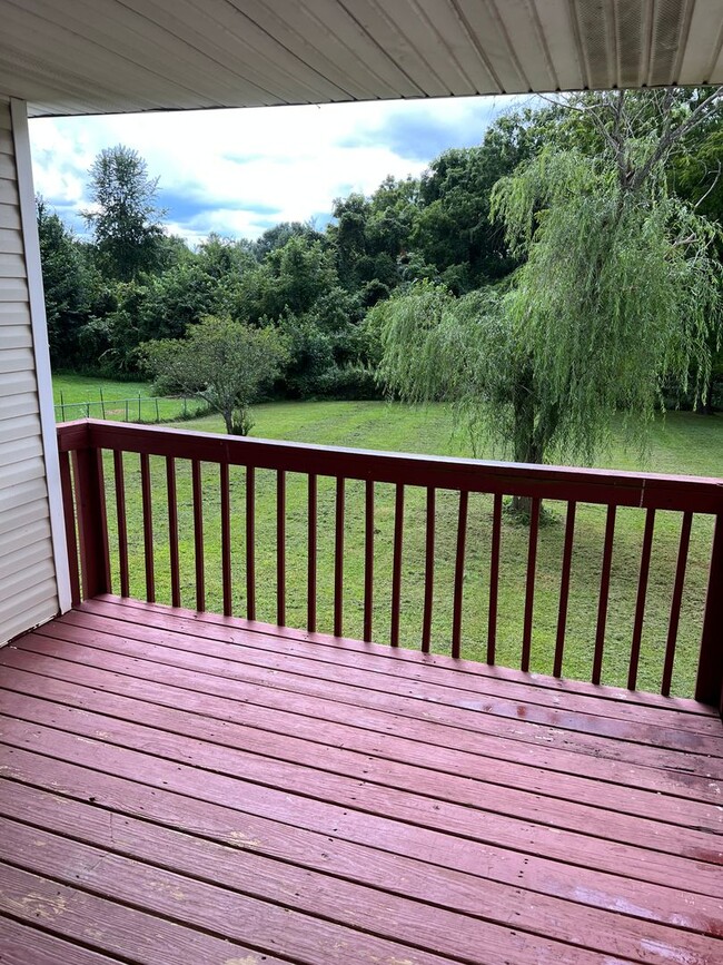 Building Photo - 3 Bed Home Rent Ready