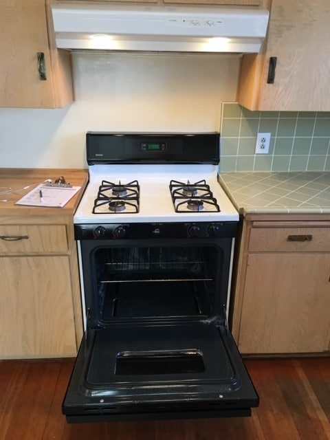 Building Photo - VOGT-120 West Pacheco