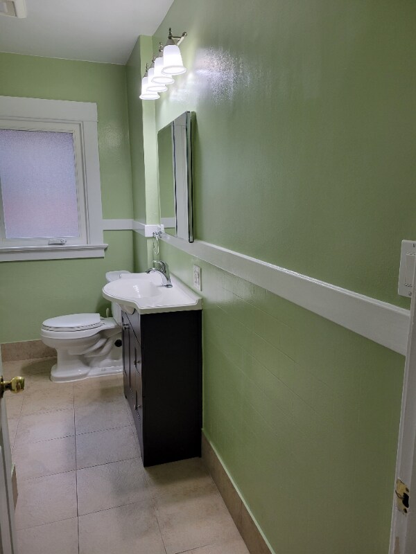 Building Photo - 915 Grand Ave