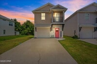 Building Photo - 406 Raven Ln