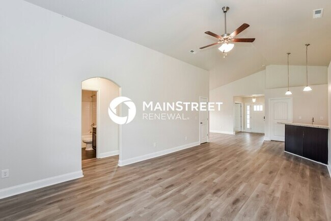 Building Photo - 3 Bedroom Pet-Friendly Home in HARVEST, AL with Main Street Renewal