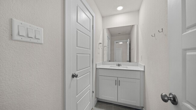 Building Photo - 509 Brent Pk Ct