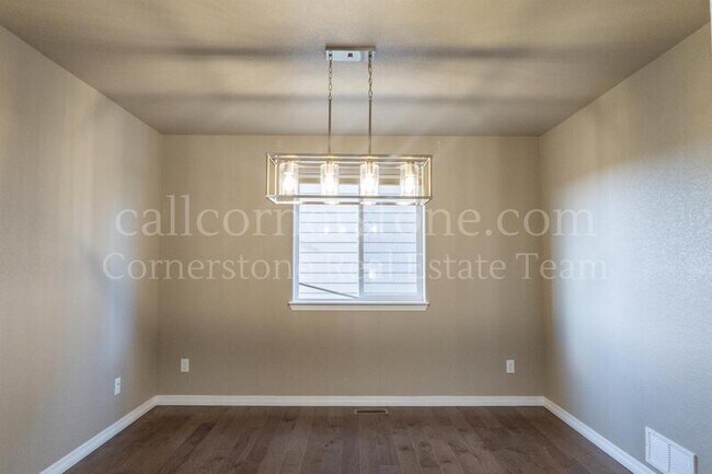 Building Photo - 6070 Jorie Rd