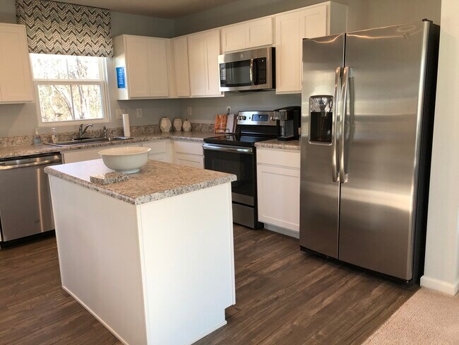 Kitchen - 5202 Austin Knoll Ct