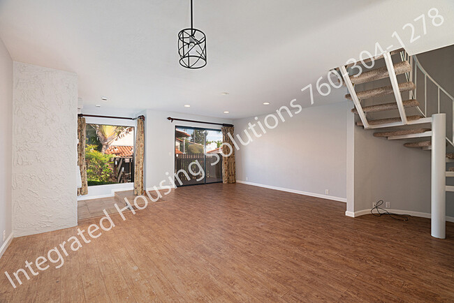 Building Photo - 1915 Estrella De Mar Ct