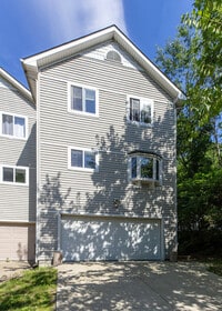 Building Photo - 1552 Jones-1552-1