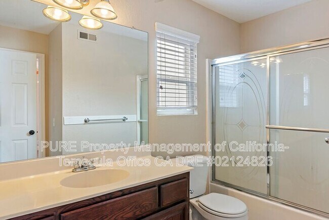 Building Photo - 24556 Leafwood Dr