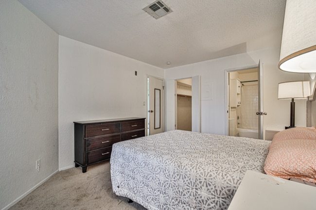 Building Photo - 3607 Melonies Dr