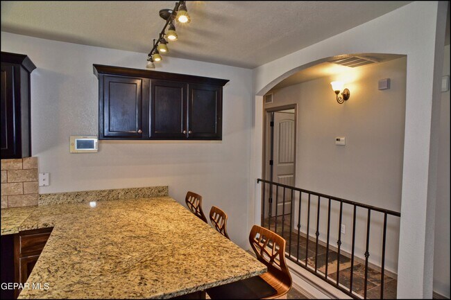 Building Photo - 703 Joe Rodriguez Dr