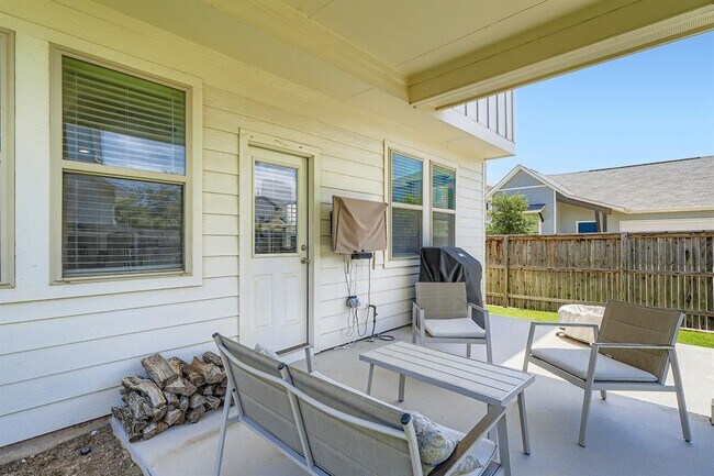 Building Photo - 11914 Ledger Dr
