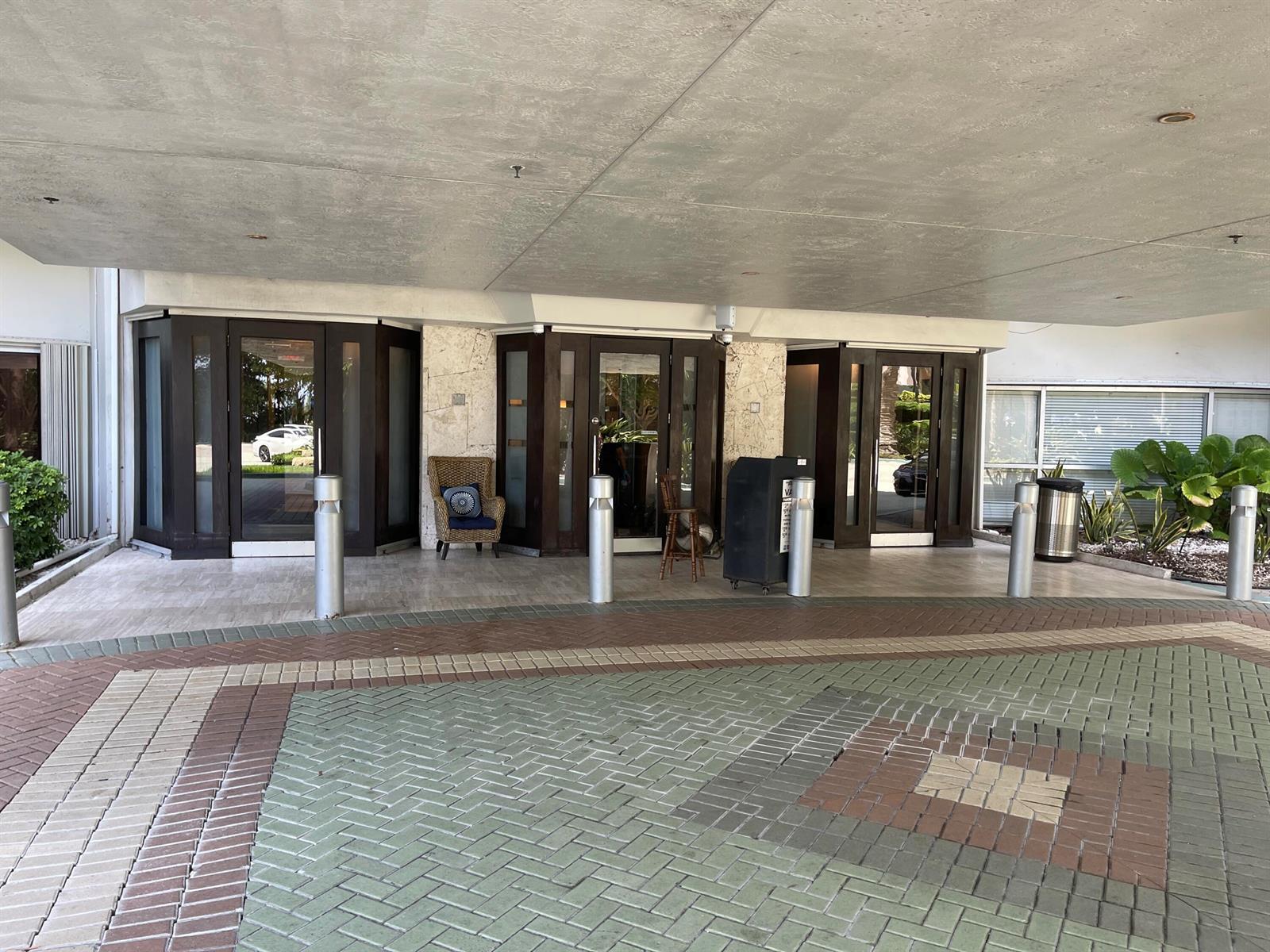 Building Photo - 2451 Brickell Ave