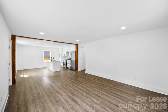 Building Photo - 2942 Reid Ave