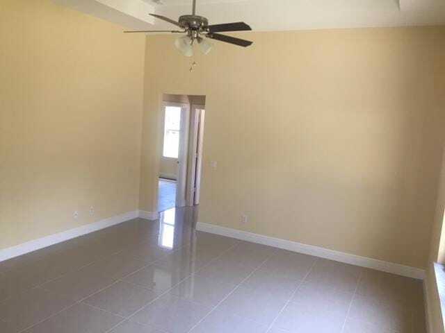 Building Photo - 4261 SW Walker St