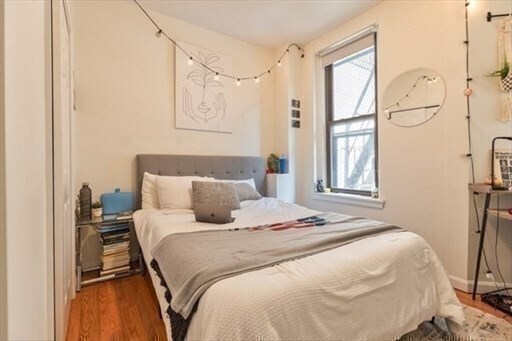 Building Photo - 236 Newbury St