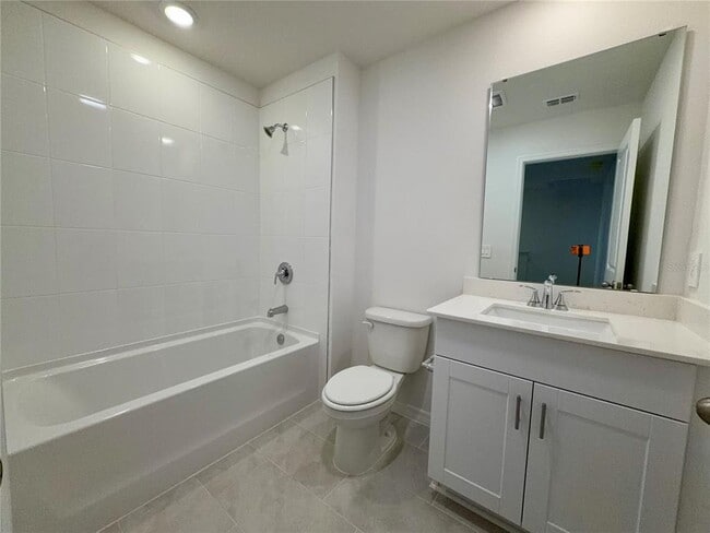 Building Photo - 709 Spartina St