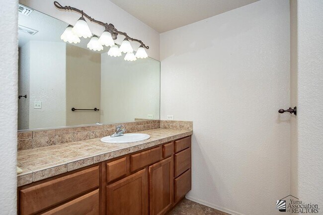 Building Photo - 11845 E 27th Pl