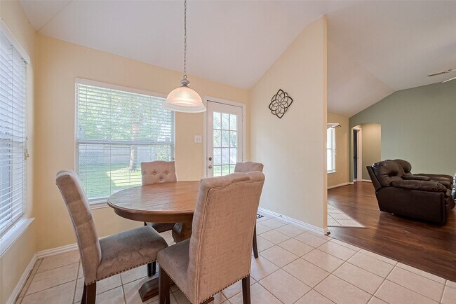 Building Photo - 16015 Rittenberg Ct