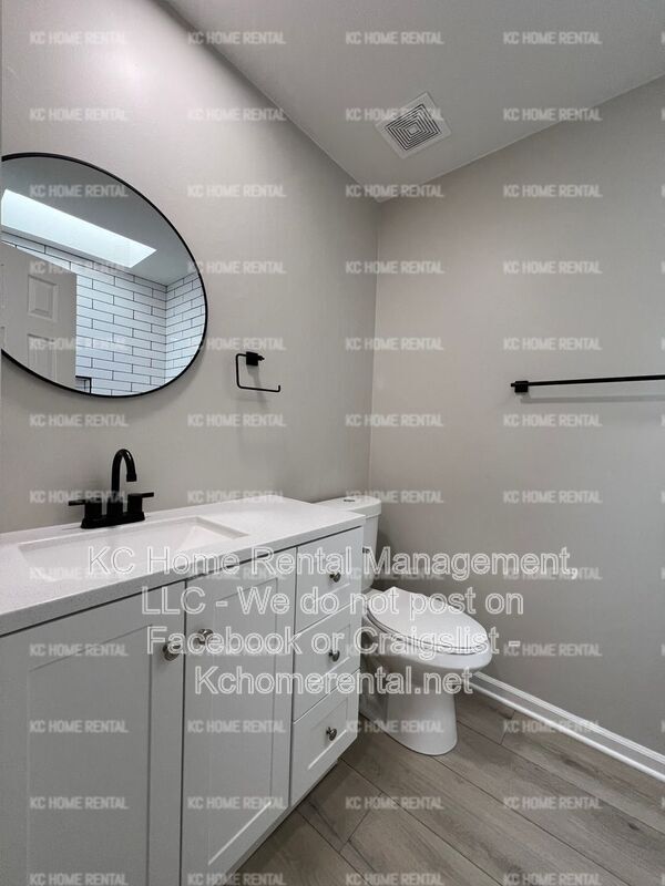 Building Photo - 12196 S Blackfoot Dr