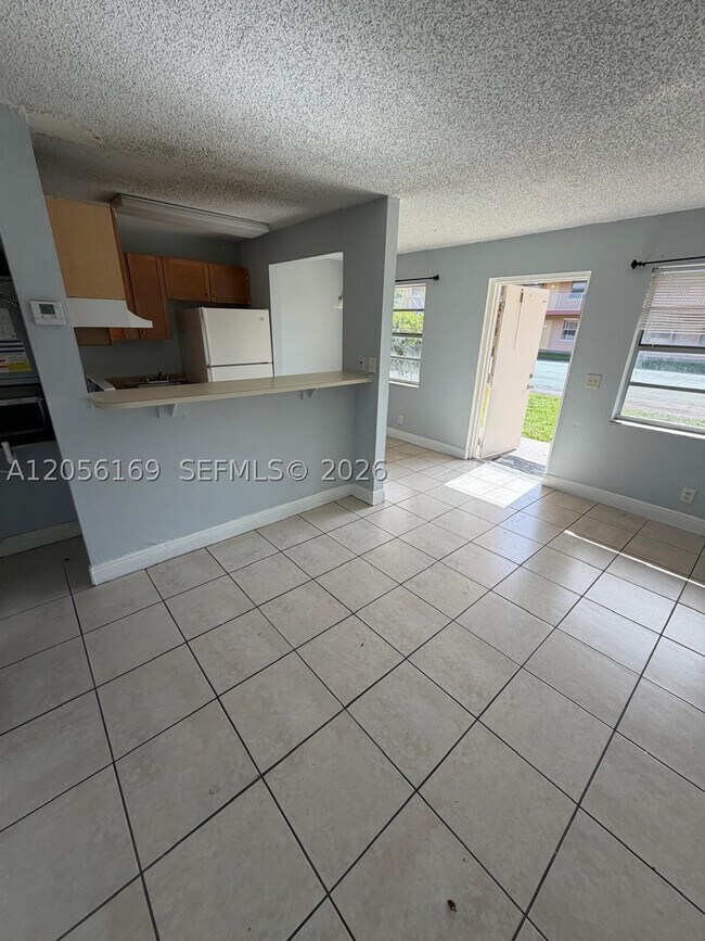 Building Photo - 95 NE 41st St