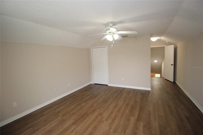 Building Photo - 25 Bird of Paradise Dr