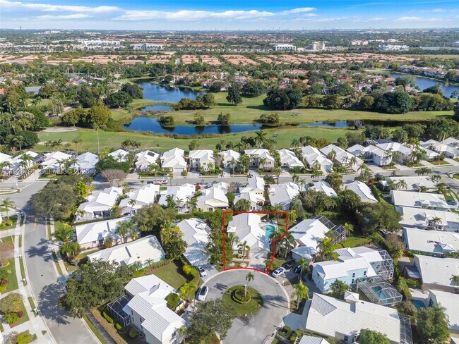 Building Photo - 15241 Wilshire Ct