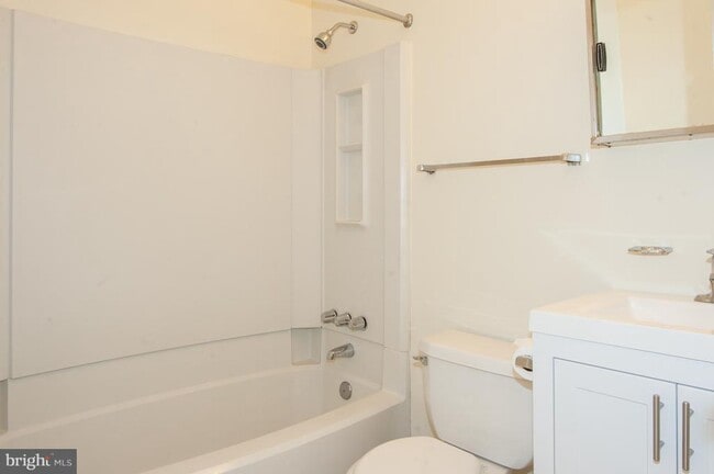 Building Photo - 6601 China Grove Ct