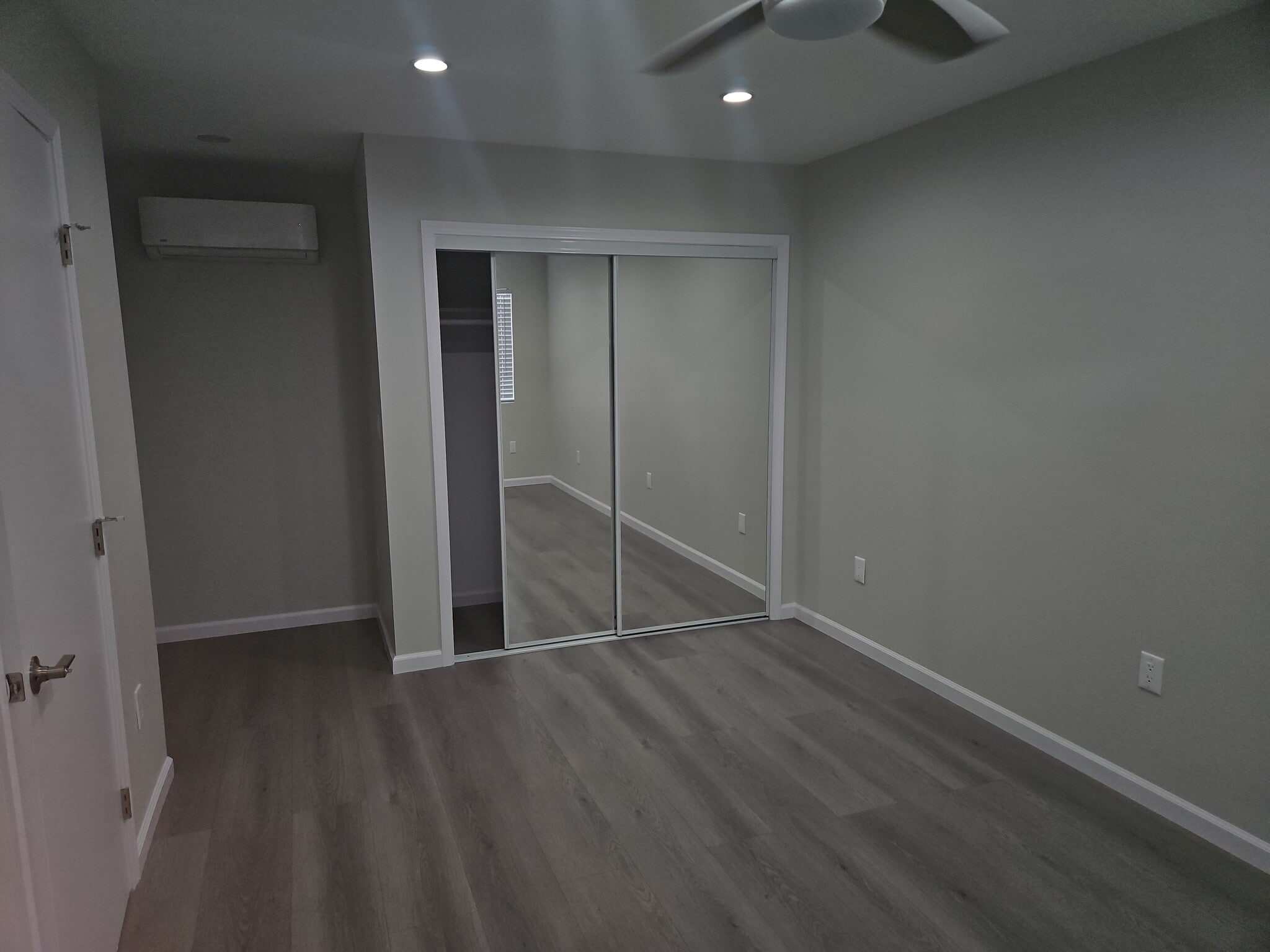 Building Photo - 11645 Pope Ave